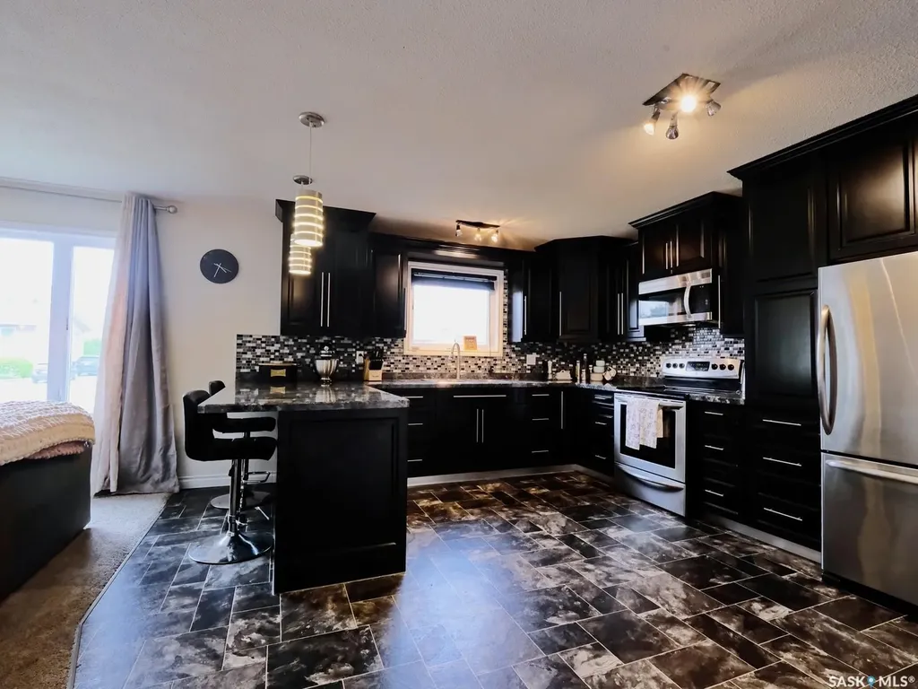 106 8th Avenue W Biggar SK S0K 0M0