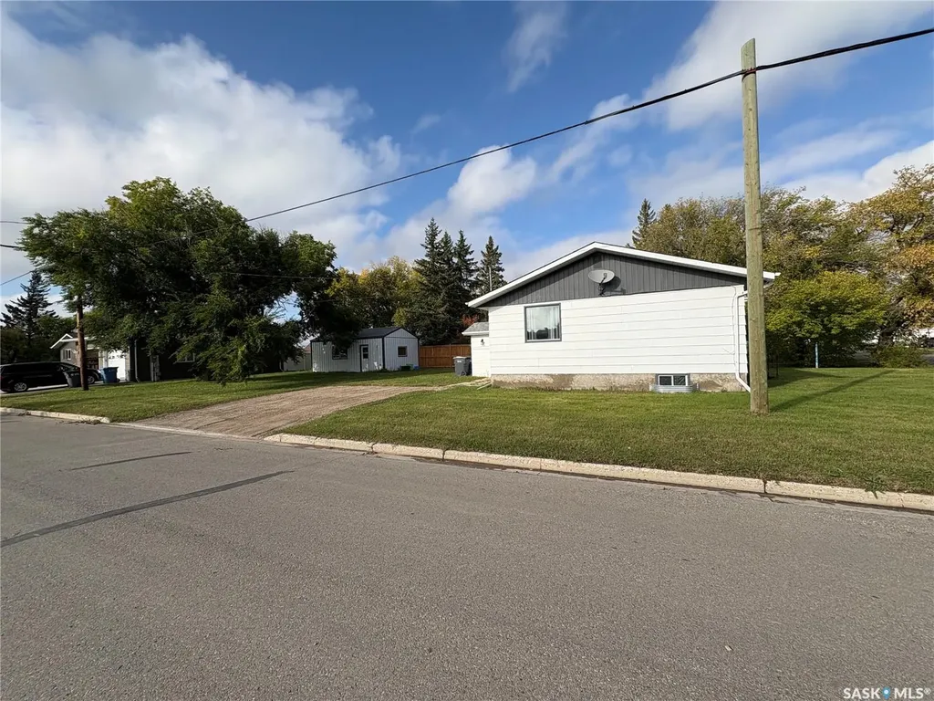 302 Pitt Street Rocanville SK S0A 3L0