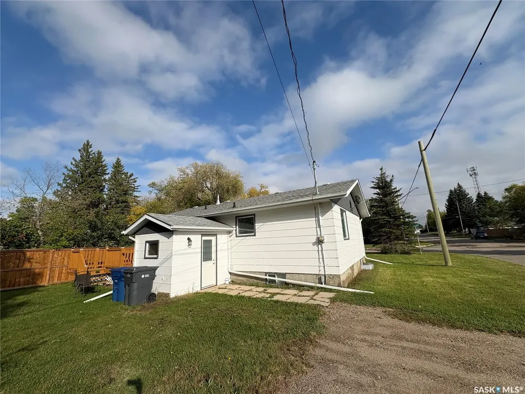 302 Pitt Street Rocanville SK S0A 3L0