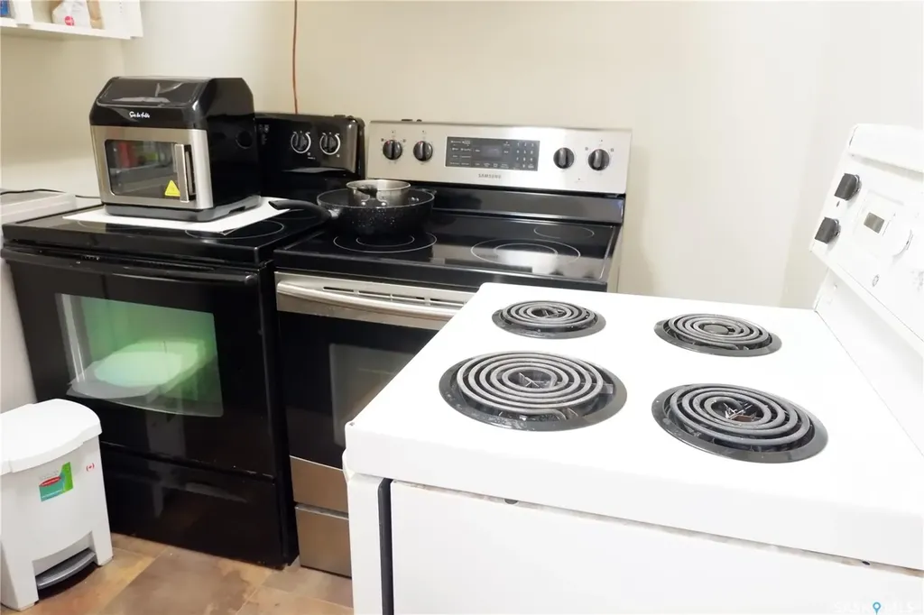 221 Centre Street Assiniboia SK S0H 0B0