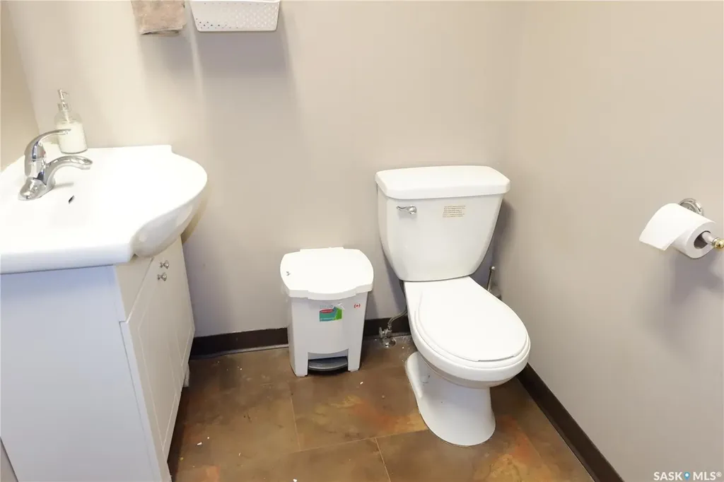 221 Centre Street Assiniboia SK S0H 0B0