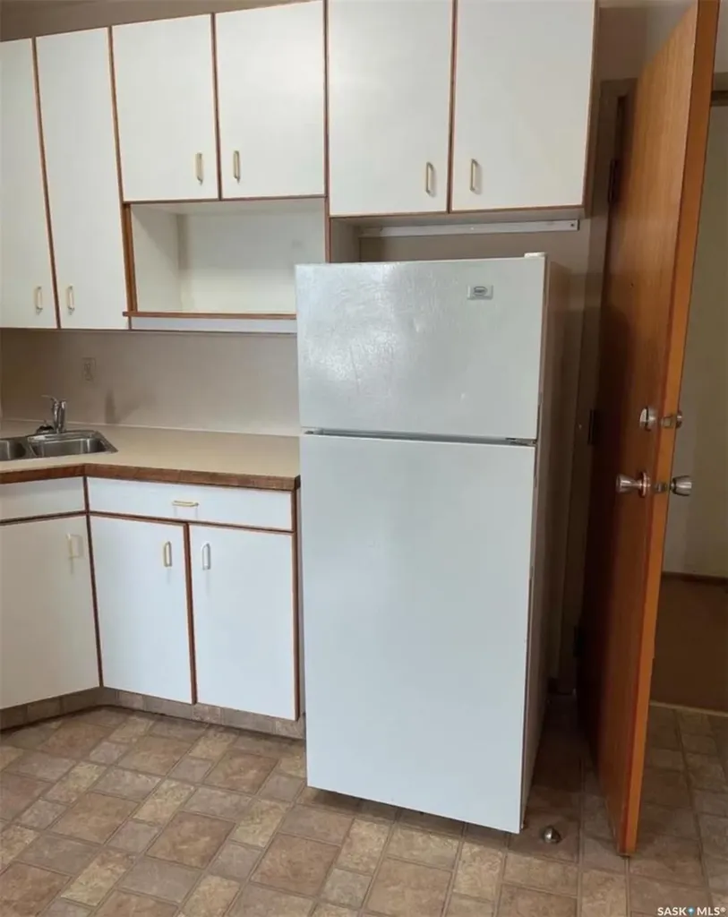 221 Centre Street Assiniboia SK S0H 0B0