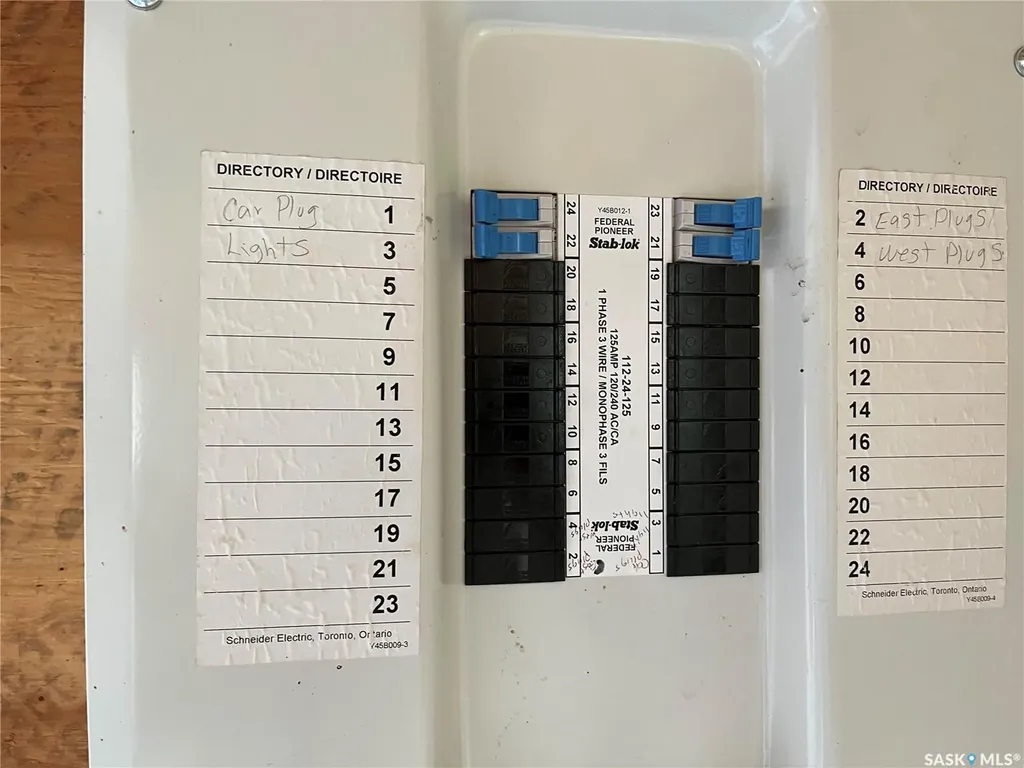 128 1st Avenue S Coronach SK S0H 0Z0