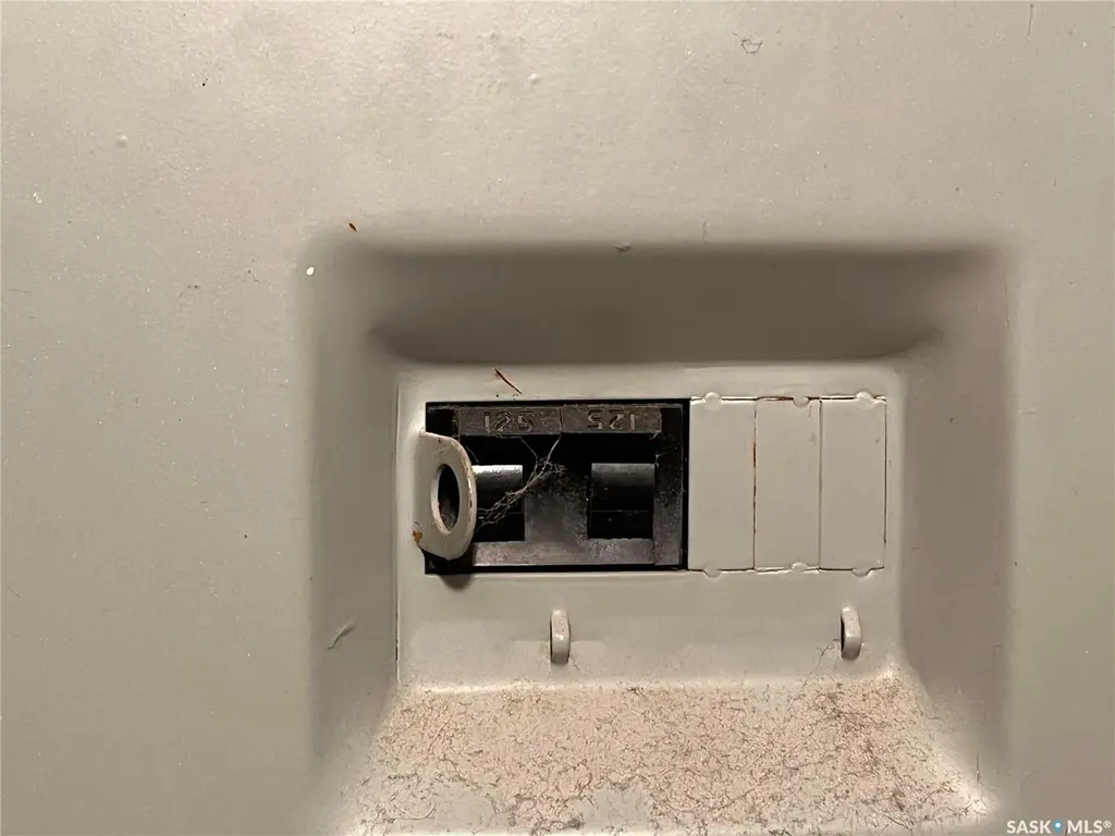 128 1st Avenue S Coronach SK S0H 0Z0