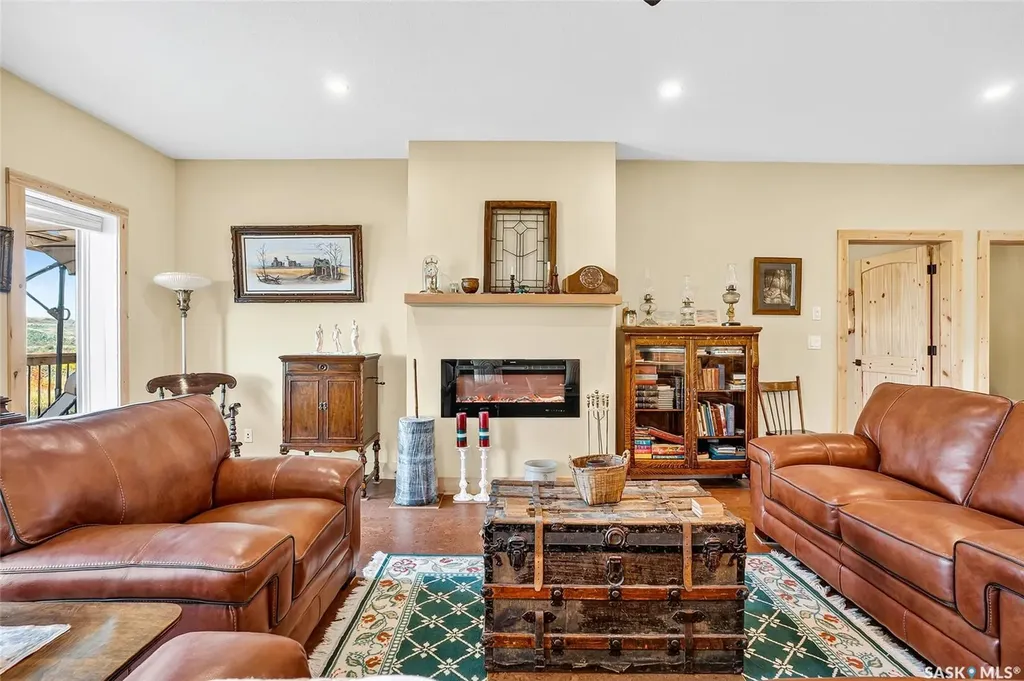 322 Laurier Crescent Laird Rm No. 404 SK S0K 2L0