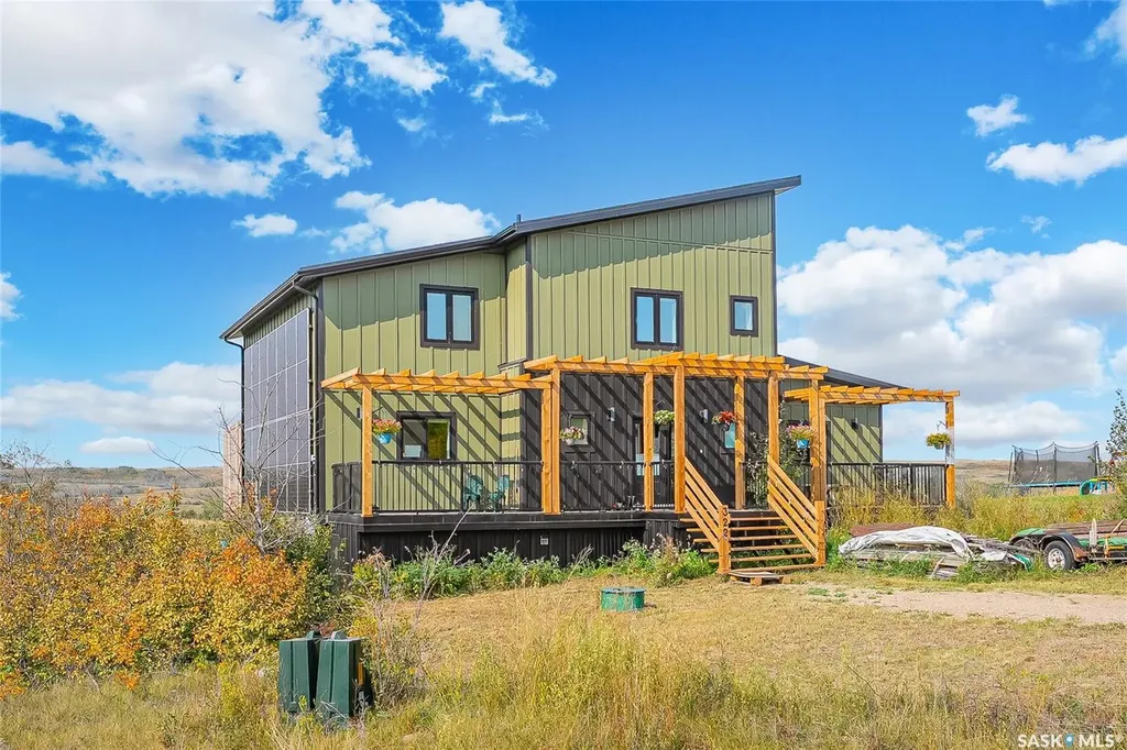 322 Laurier Crescent Laird Rm No. 404 SK S0K 2L0