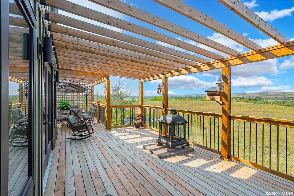 322 Laurier Crescent Laird Rm No. 404 SK S0K 2L0