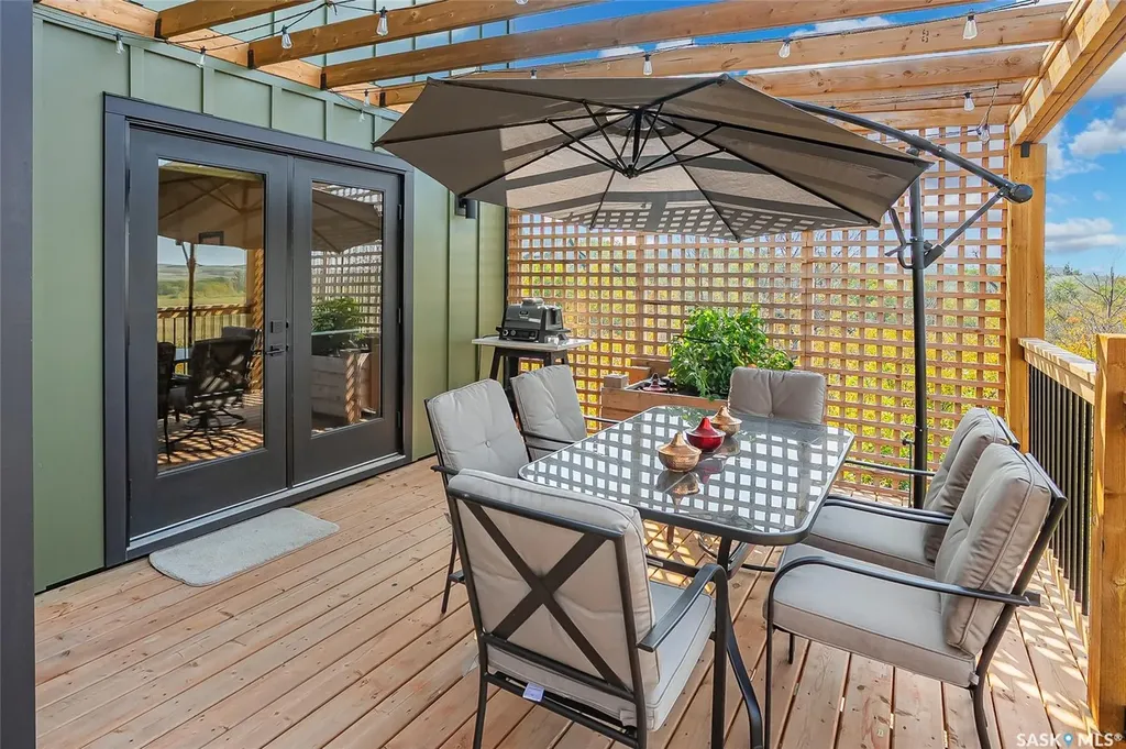 322 Laurier Crescent Laird Rm No. 404 SK S0K 2L0