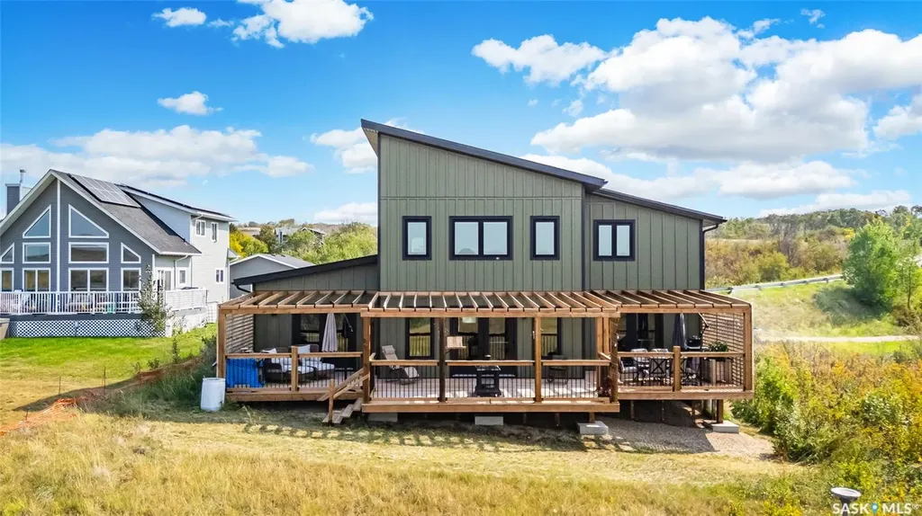 322 Laurier Crescent Laird Rm No. 404 SK S0K 2L0