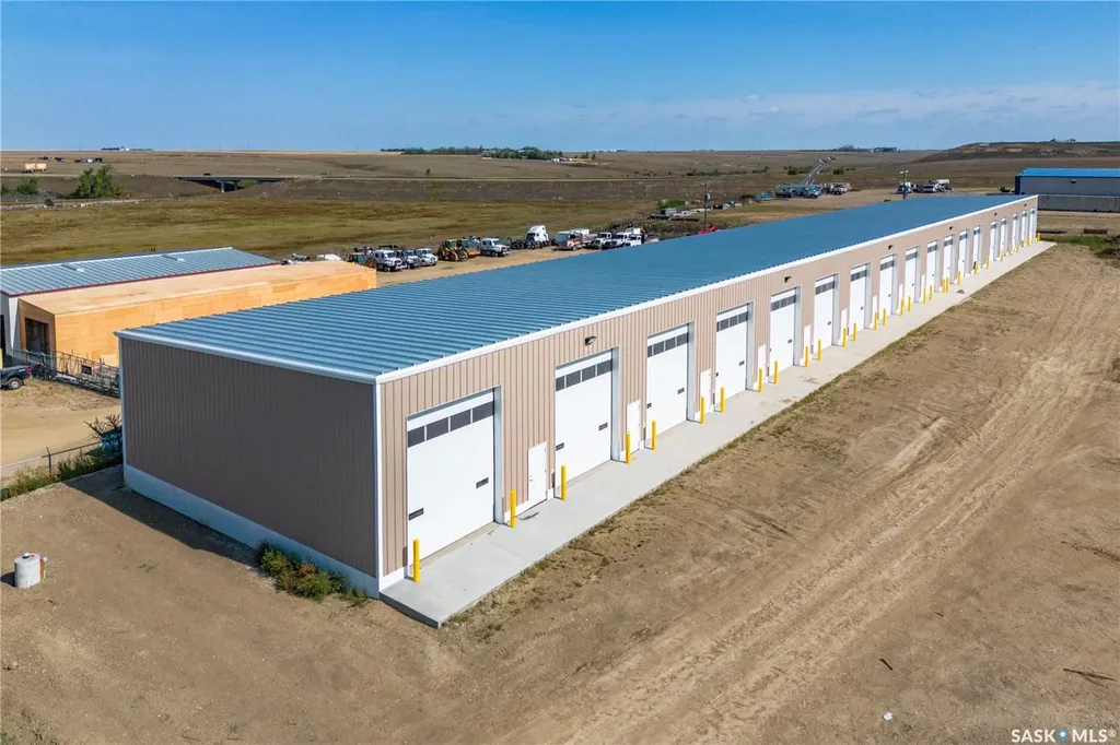 839 Snyder Road Moose Jaw SK S6H 4Y4