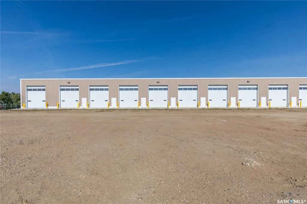839 Snyder Road Moose Jaw SK S6H 4Y4