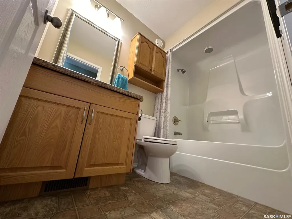 614 Hudson Street Hudson Bay SK S0E 0Y0