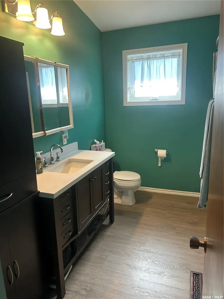 108 Second Street E Carnduff SK S0C 0S0