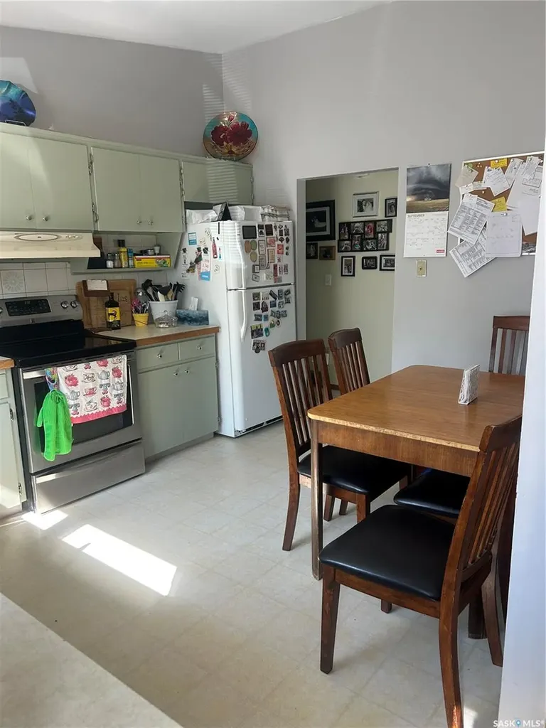 108 Second Street E Carnduff SK S0C 0S0