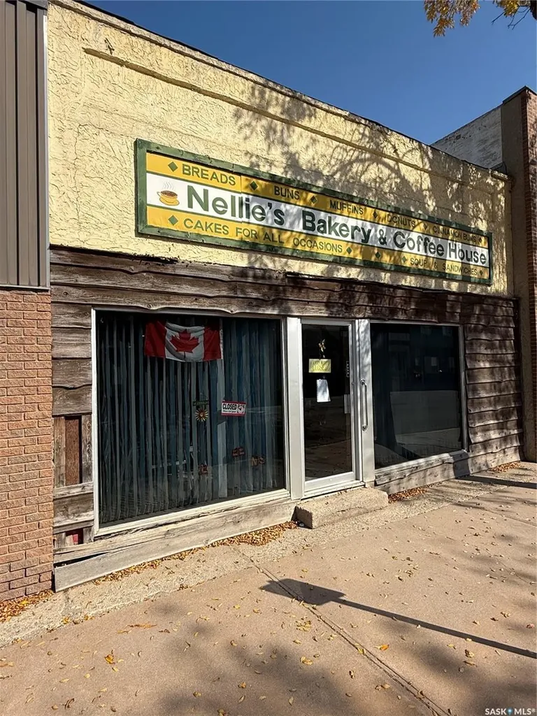 140 3rd Avenue W Melville SK S0A 2P0