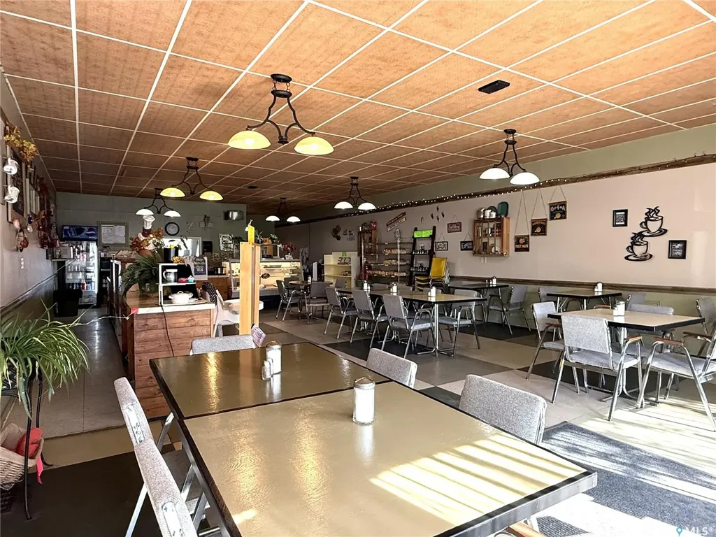 140 3rd Avenue W Melville SK S0A 2P0