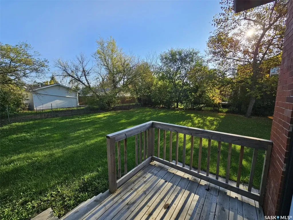 608 Walsh Avenue Oxbow SK S0C 2B0