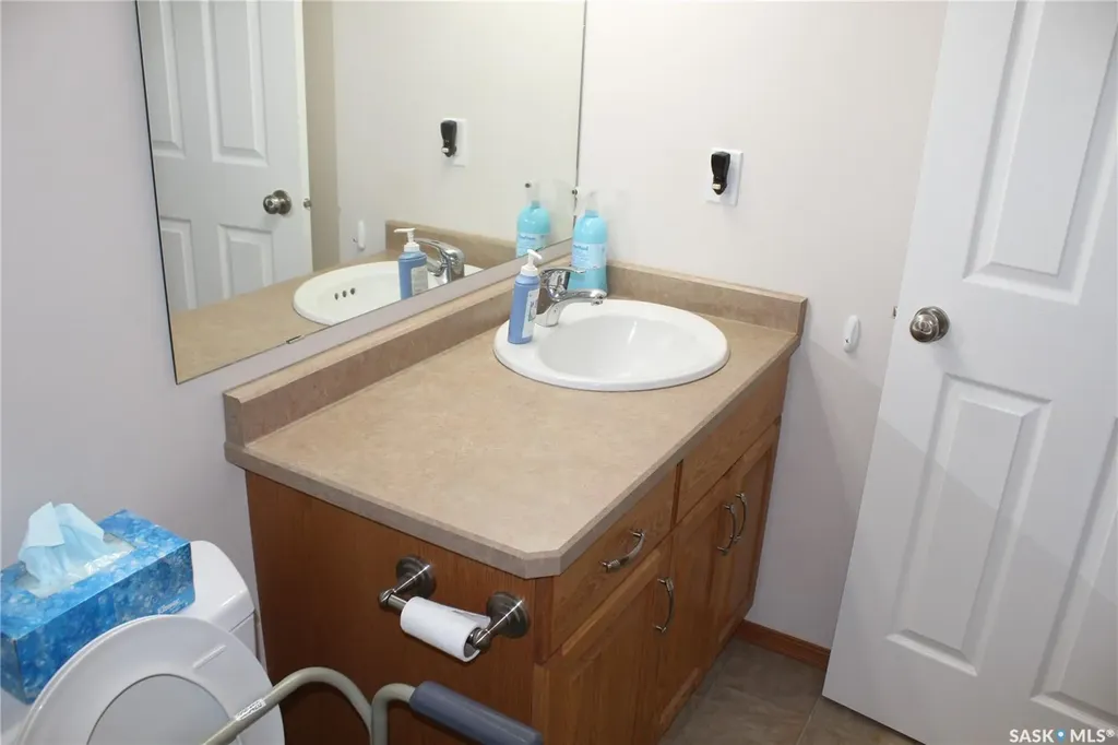 305 5th Street E Wilkie SK S0K 4W0
