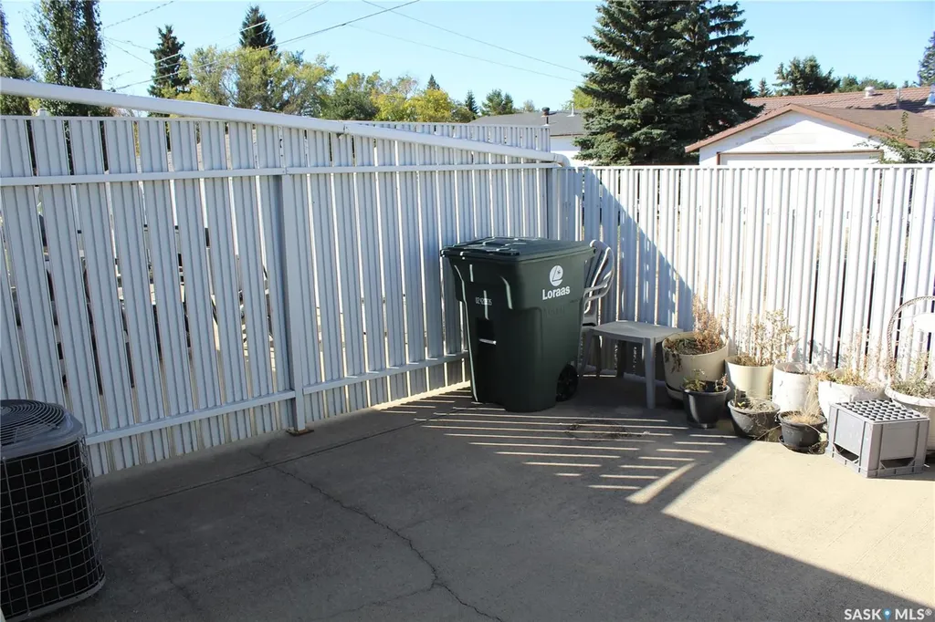 305 5th Street E Wilkie SK S0K 4W0