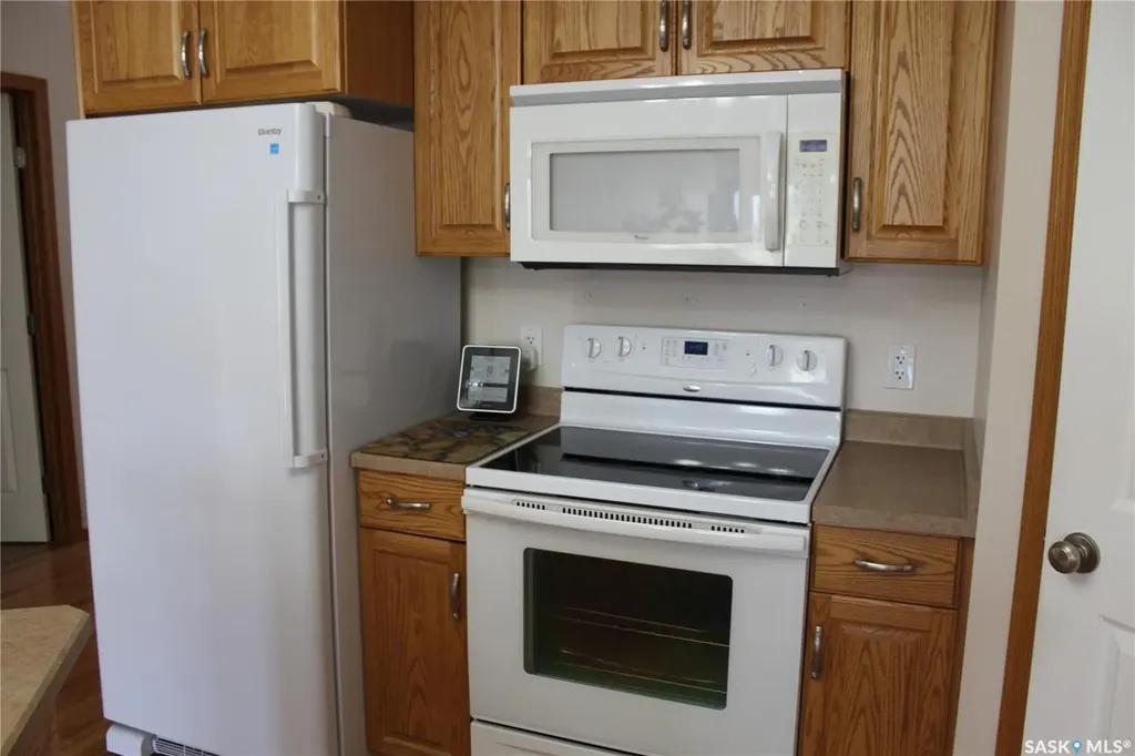 305 5th Street E Wilkie SK S0K 4W0