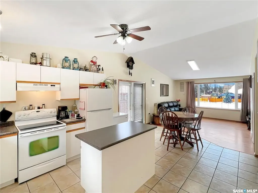 6 Tye Place Candle Lake SK S0J 3E0