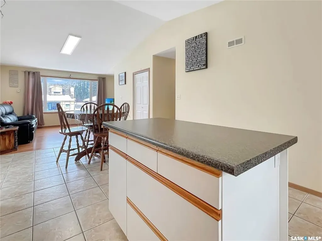 6 Tye Place Candle Lake SK S0J 3E0