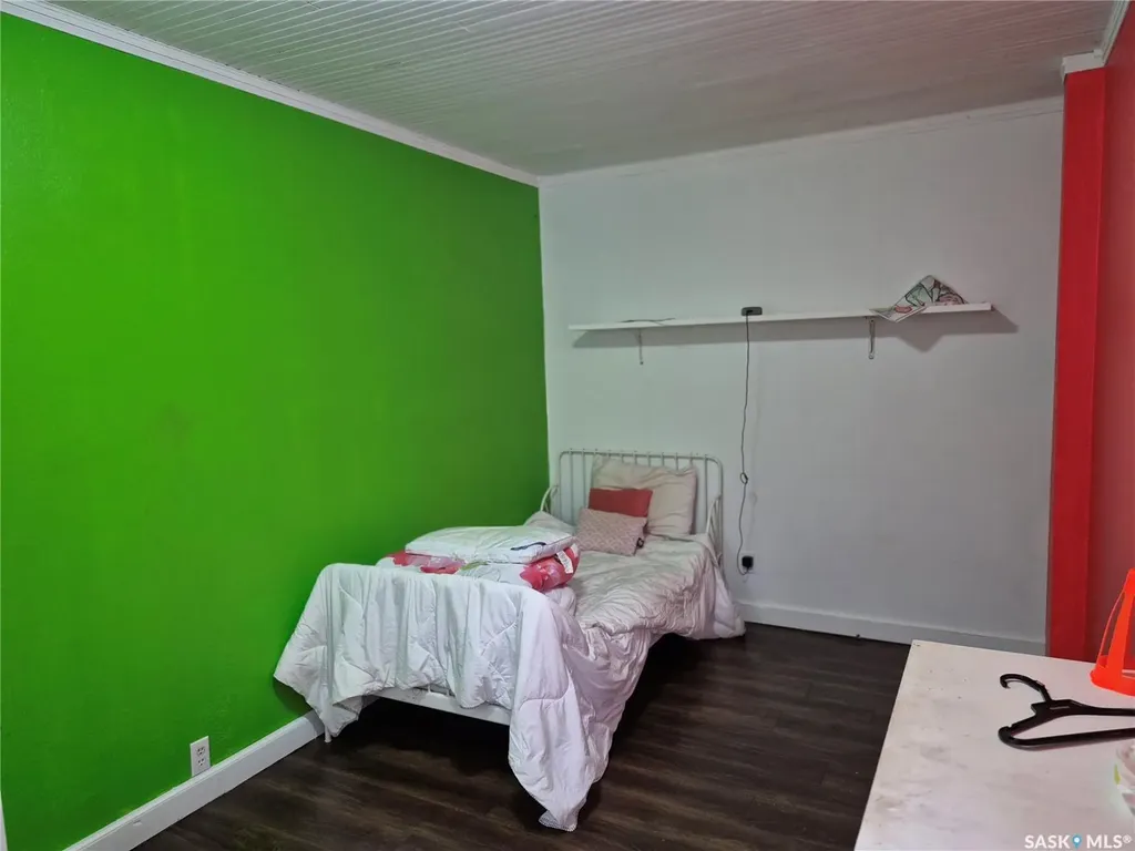 137 2nd Street W Ponteix SK S0N 1Z0