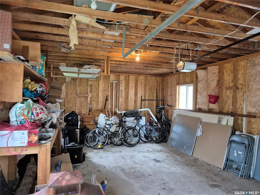 137 2nd Street W Ponteix SK S0N 1Z0