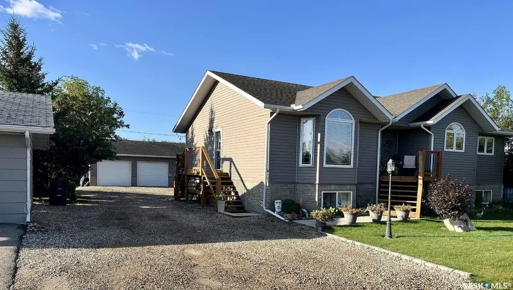 305 3rd Street St. Brieux SK S0K 3V0