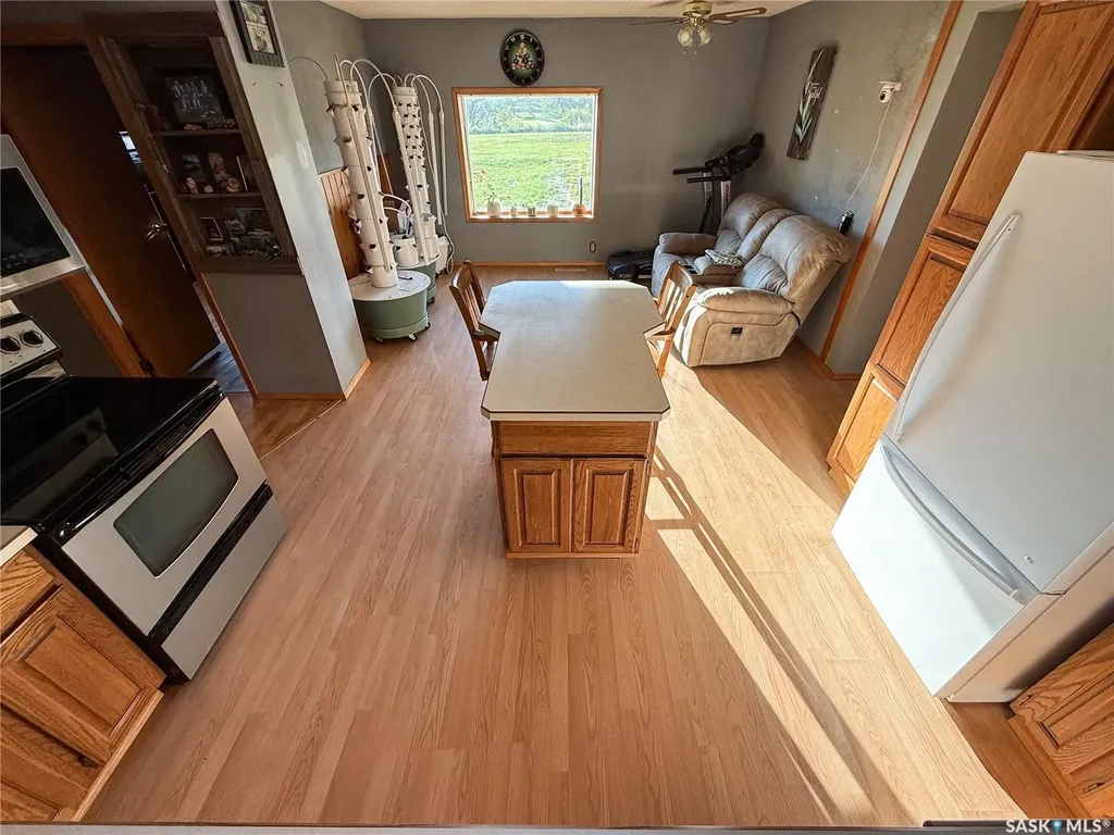 223 Riverside Boulevard Eastend SK S0N 0T0