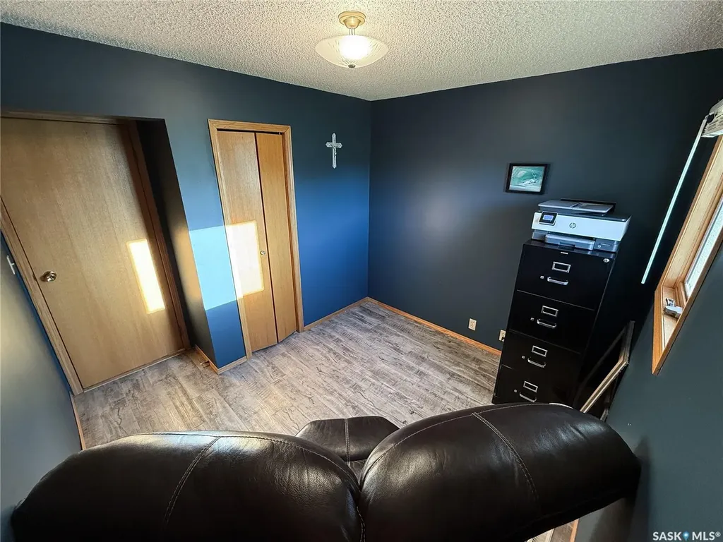 223 Riverside Boulevard Eastend SK S0N 0T0