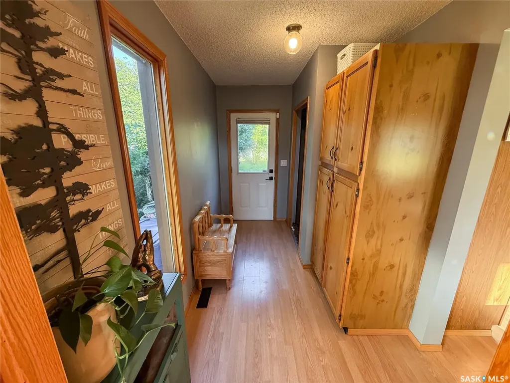 223 Riverside Boulevard Eastend SK S0N 0T0