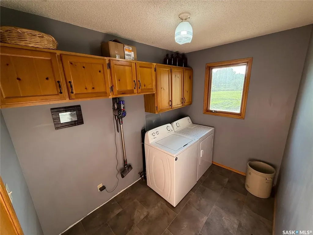 223 Riverside Boulevard Eastend SK S0N 0T0