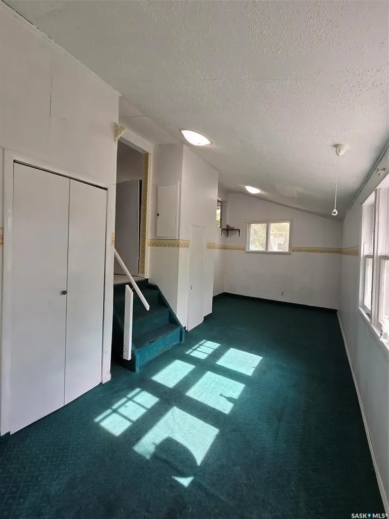 914 Pacific Street Grenfell SK S0G 2B0