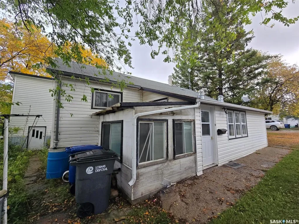 914 Pacific Street Grenfell SK S0G 2B0