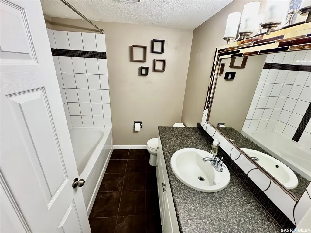 2121 Rae Street Regina SK S4T 2E8