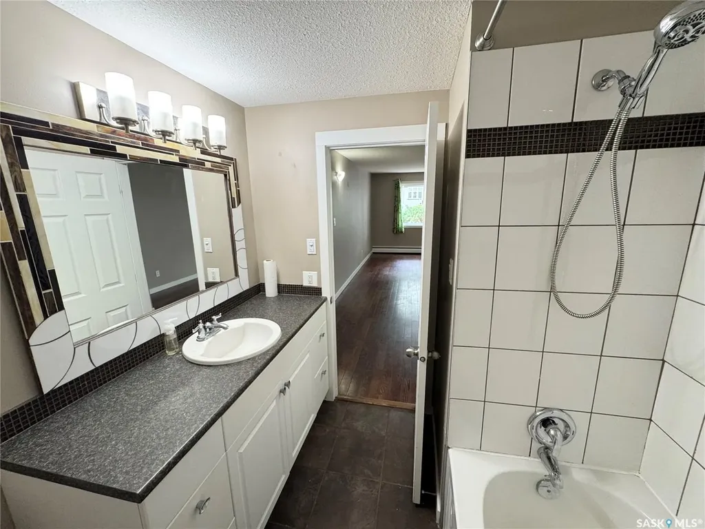 2121 Rae Street Regina SK S4T 2E8