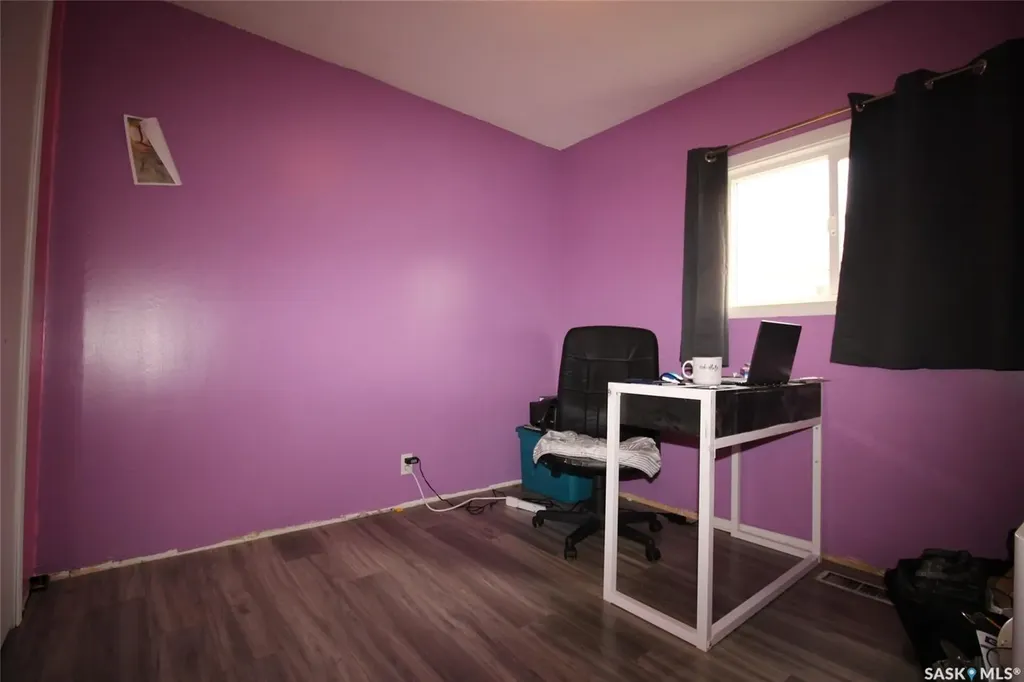 138 Redcoat Drive Eastend SK S0N 0T0