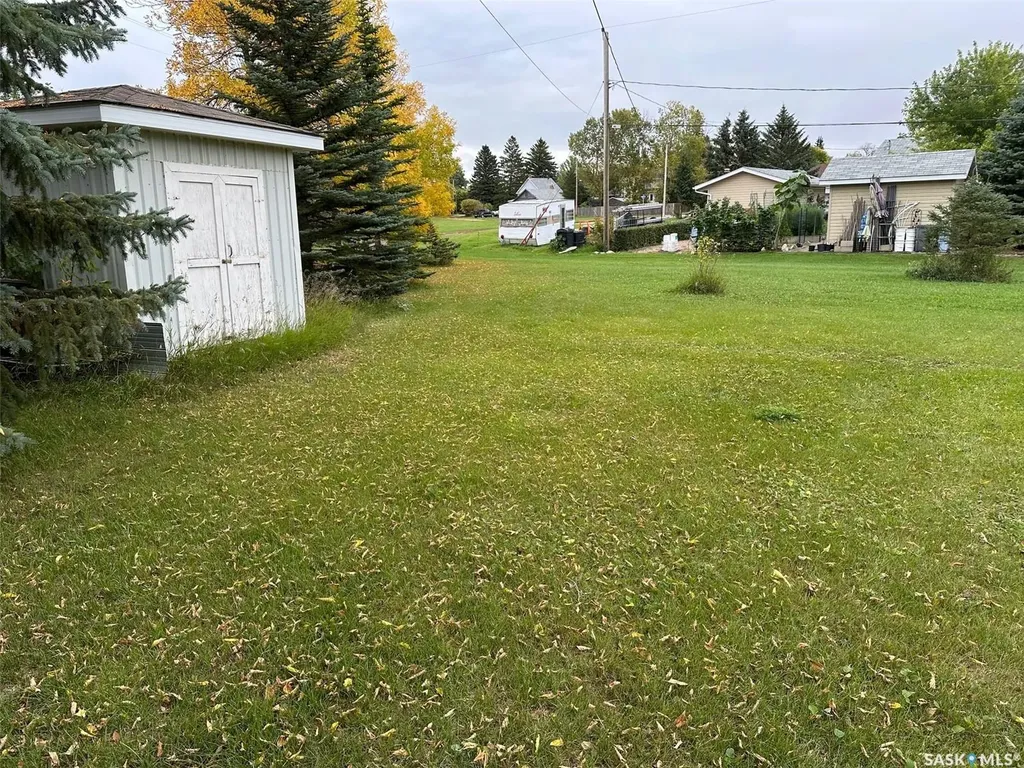 211 North Street Stoughton SK S0G 4T0