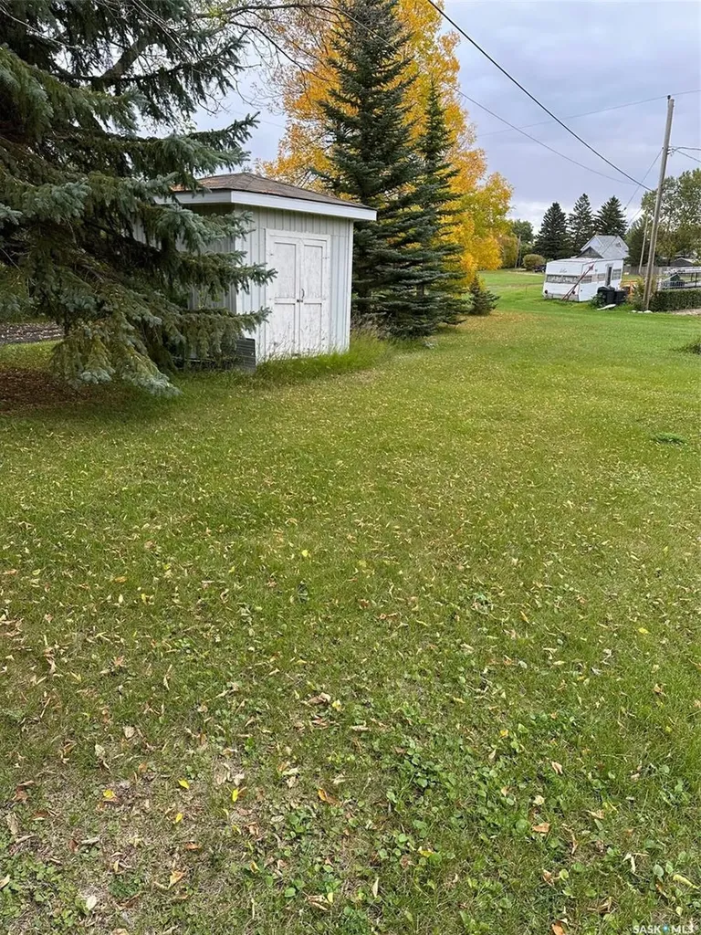 211 North Street Stoughton SK S0G 4T0