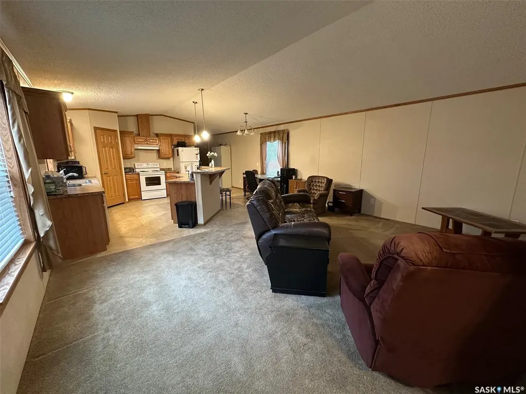 211 North Street Stoughton SK S0G 4T0
