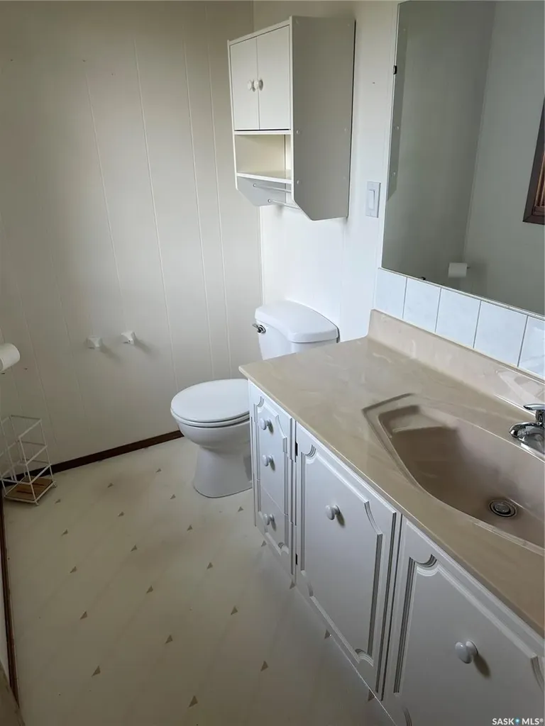 112 5th Avenue N Big River SK S0J 0E0