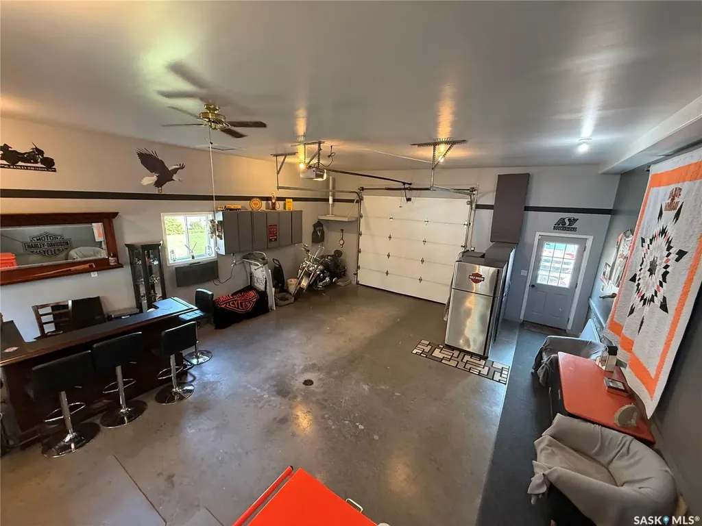 220 5th Street W Carnduff SK S0C 0S0