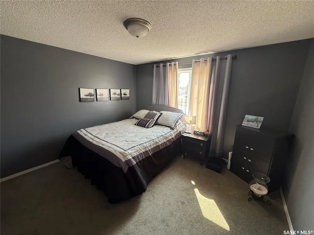 220 5th Street W Carnduff SK S0C 0S0