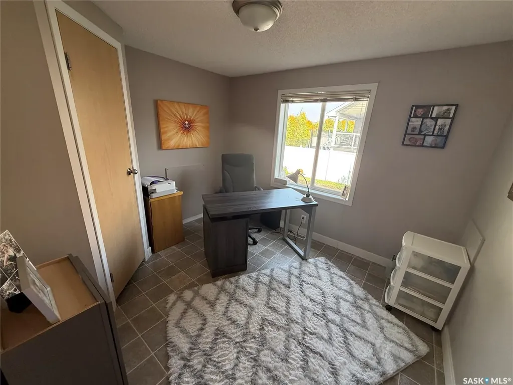 220 5th Street W Carnduff SK S0C 0S0