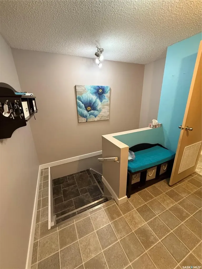 220 5th Street W Carnduff SK S0C 0S0