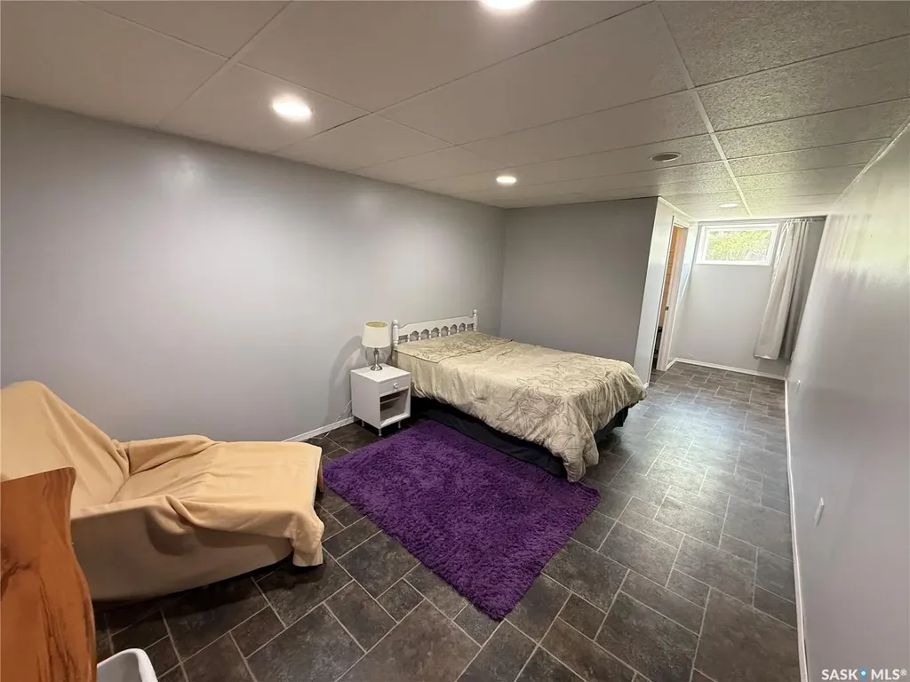 220 5th Street W Carnduff SK S0C 0S0