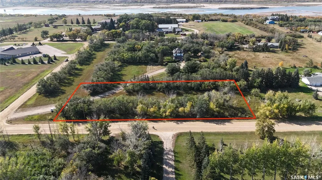 17-30 Mckenzie Street N Outlook SK S0L 2N0