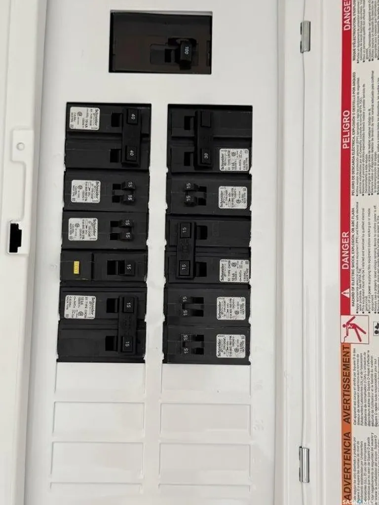 29 6th Street Crescent W Kindersley SK S0L 1S0