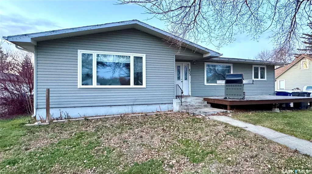 433 Garfield Street Davidson SK S0G 1A0